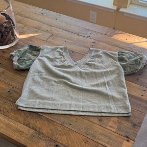 NWOT Daily Practice Gray V-Neck short sleeve sweatshirt